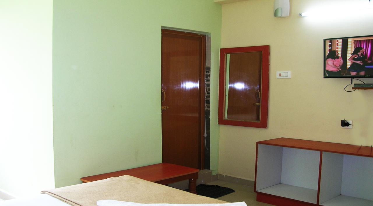 Ssb Residency Hotel Tirupati Exterior photo